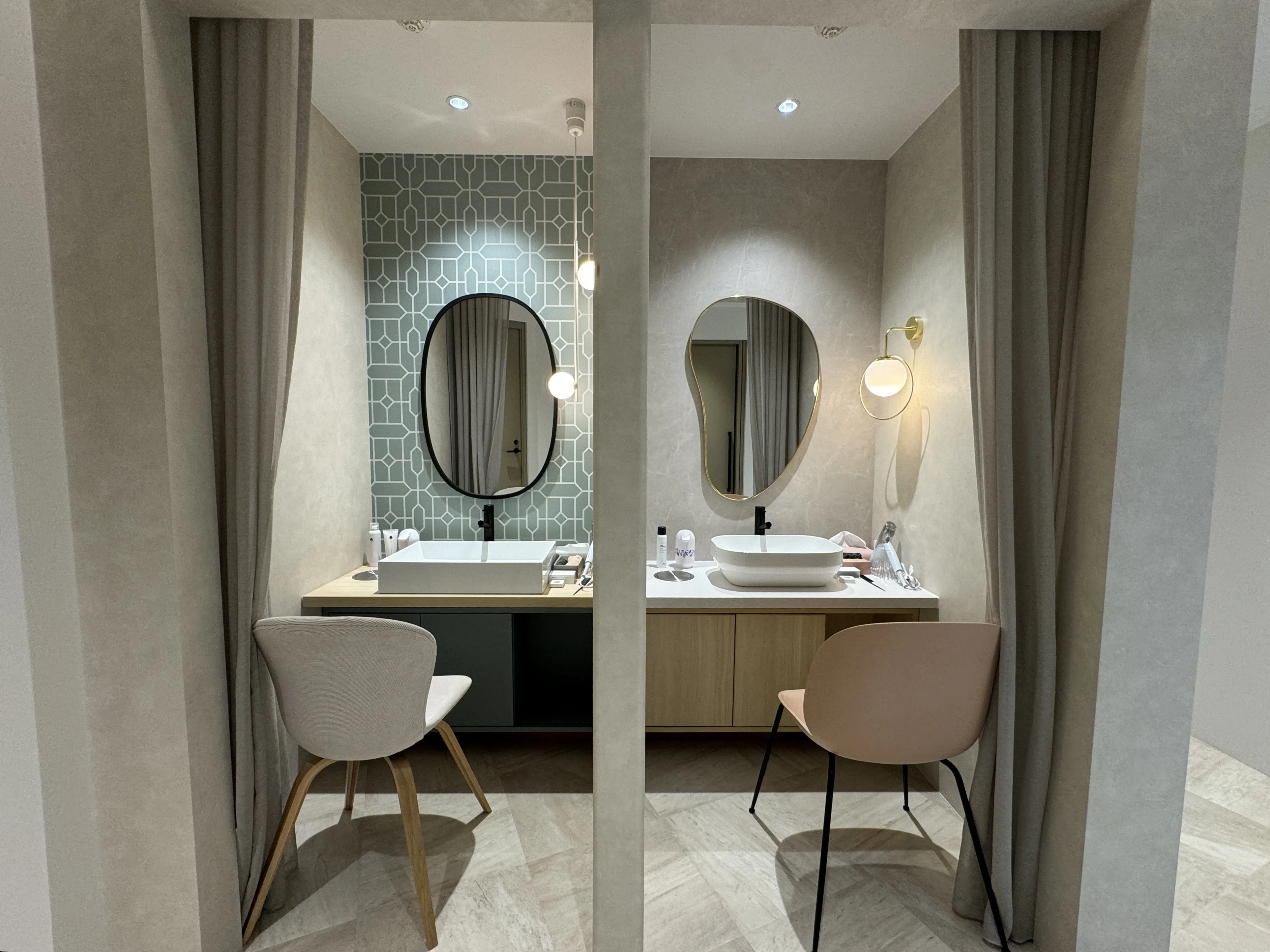 MEMOTO CLINIC 名古屋_パウダールームの様子