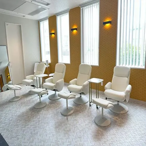 先進会眼科 名古屋栄_リカバリールームの様子