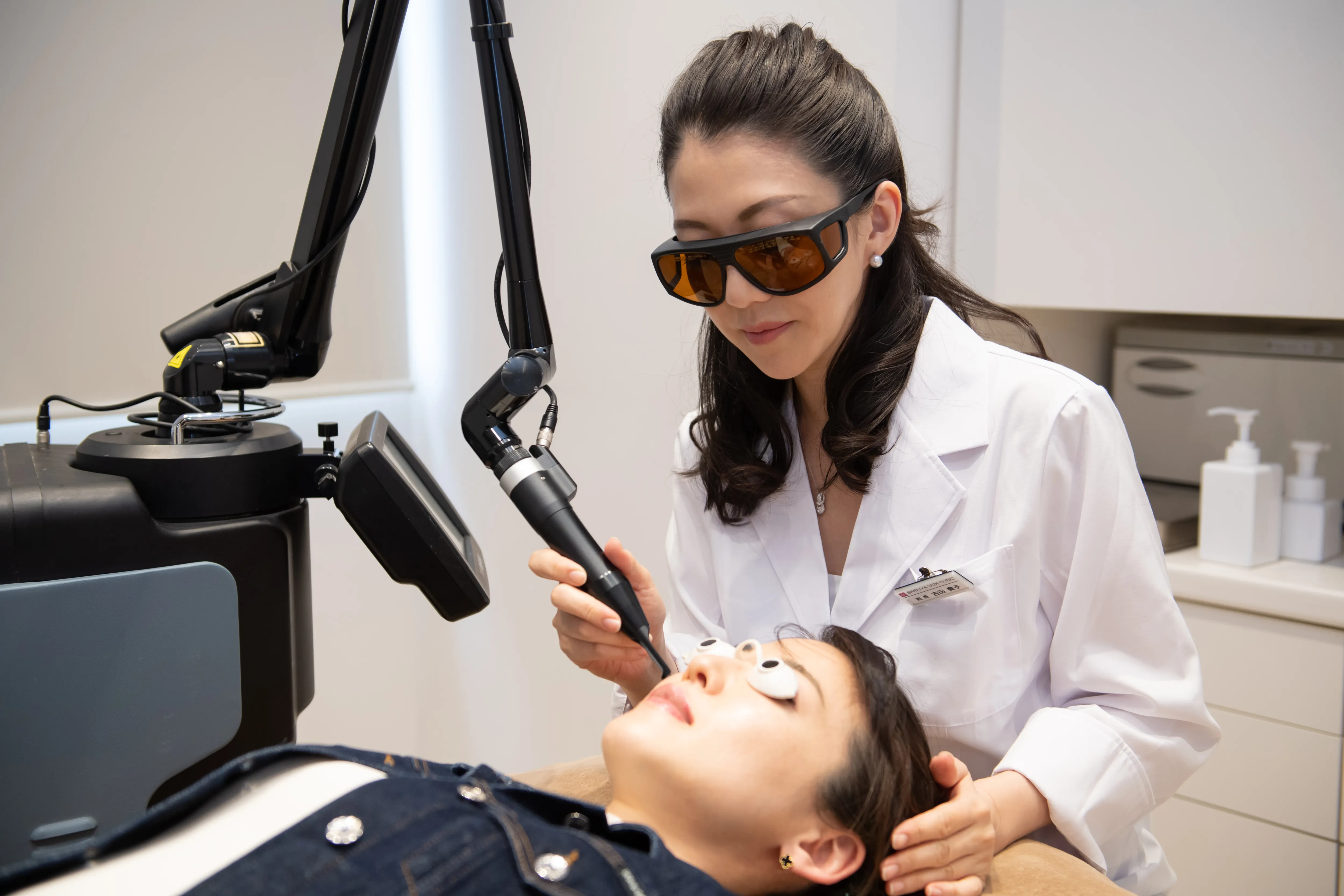 渋谷スキンクリニック_施術の様子