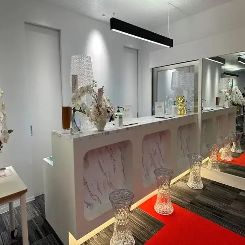 先進会眼科 名古屋栄_受付の様子