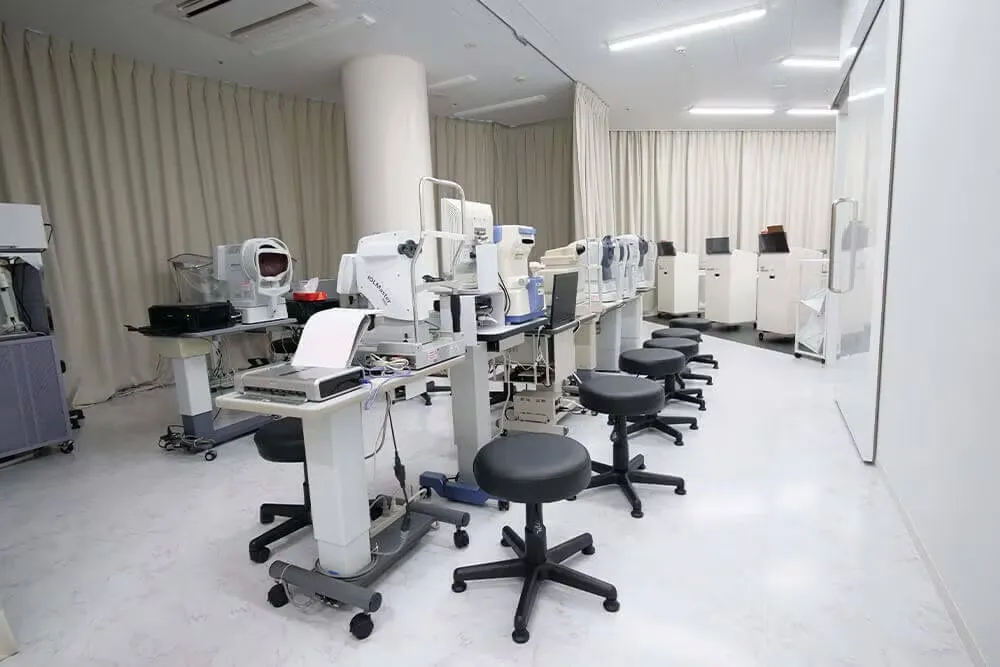 検査室の様子_1