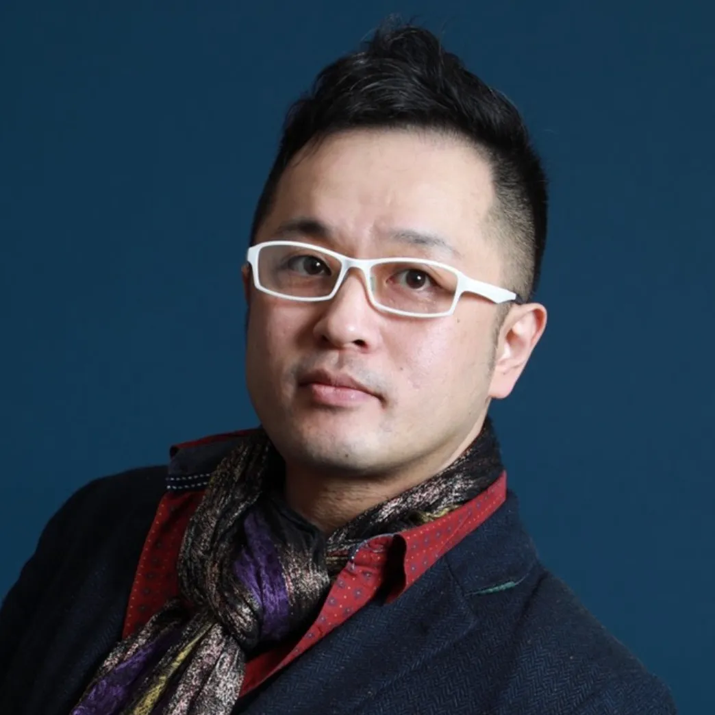 羽馬光家 先生