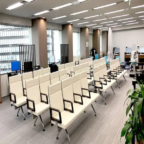 待合室の様子_2