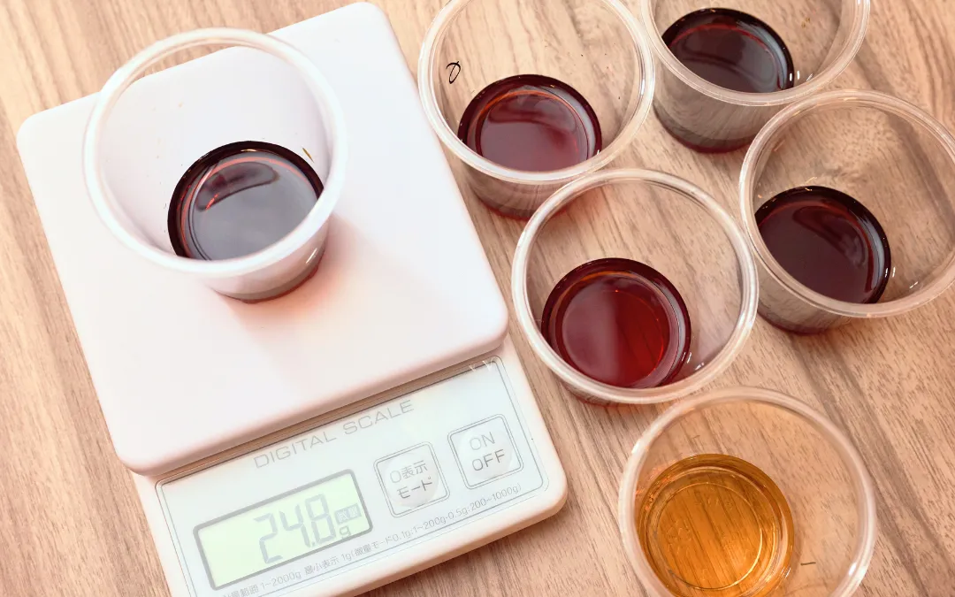 市販のそばつゆのだしの深みを比較検証