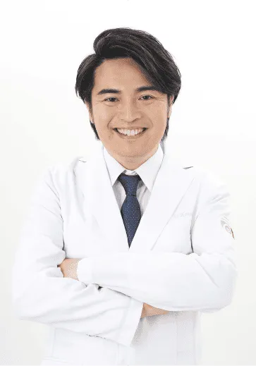 まゆりなclinic名古屋栄の加藤 成貴 院長