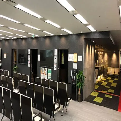 待合室の様子_1