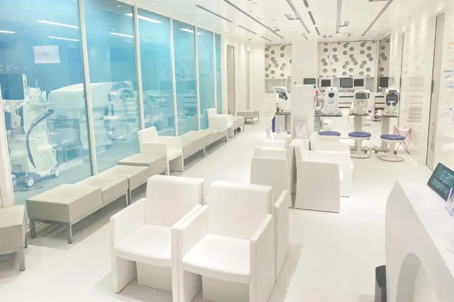 待合室の様子_1