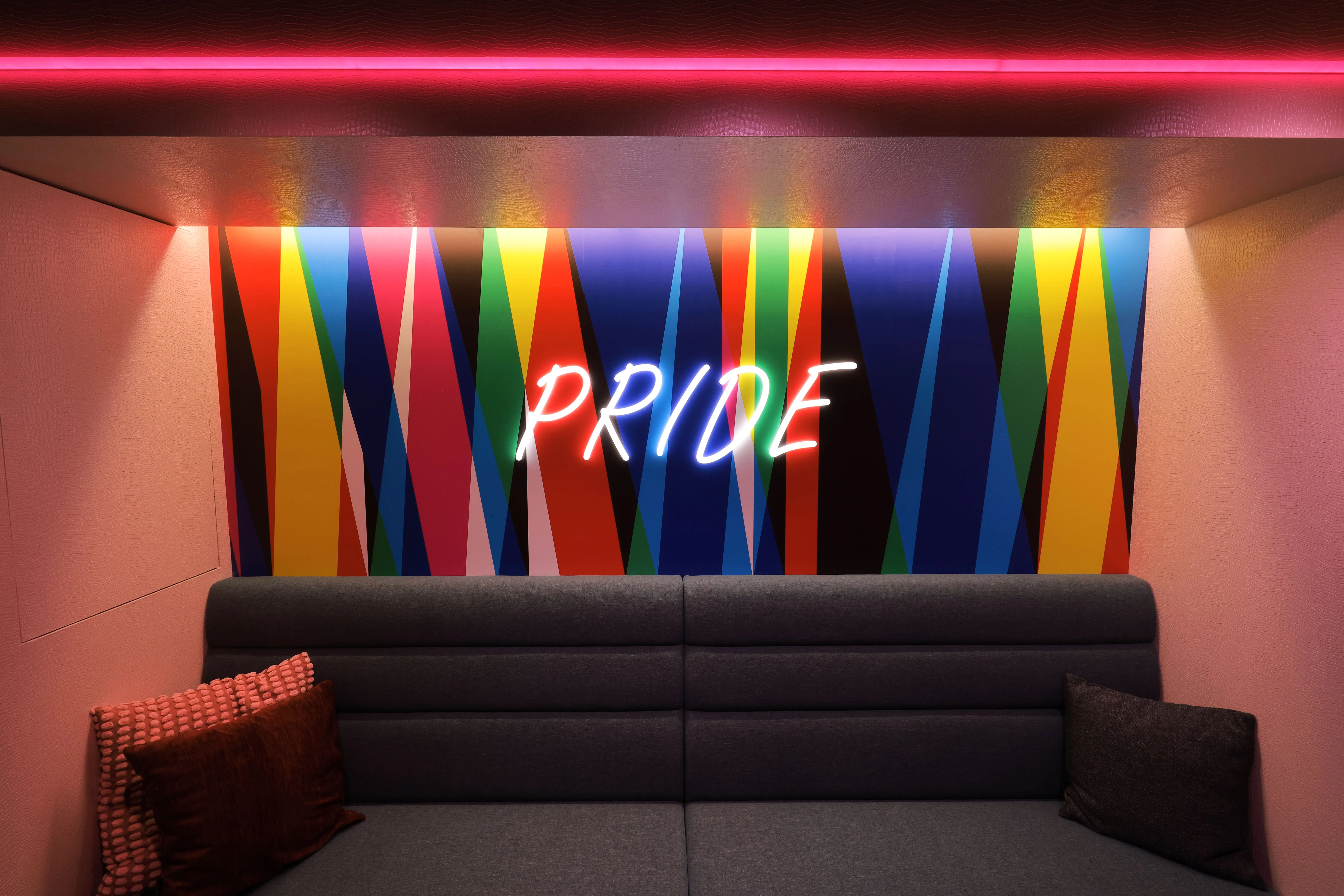 プライドクリニック(PRIDE CLINIC)_受付の様子